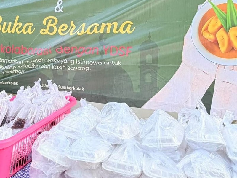GIAT EDUKASI BERBAGI TAKJIL DAN BUKA BERSAMA BERSAMA YDSF
